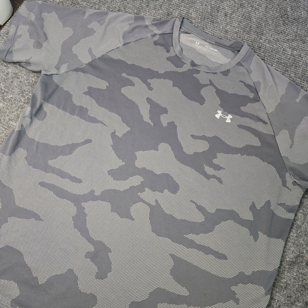 Under Armour HeatGear Camo Athletic Shirt Gray Men’s XL Loose Workout Activewear